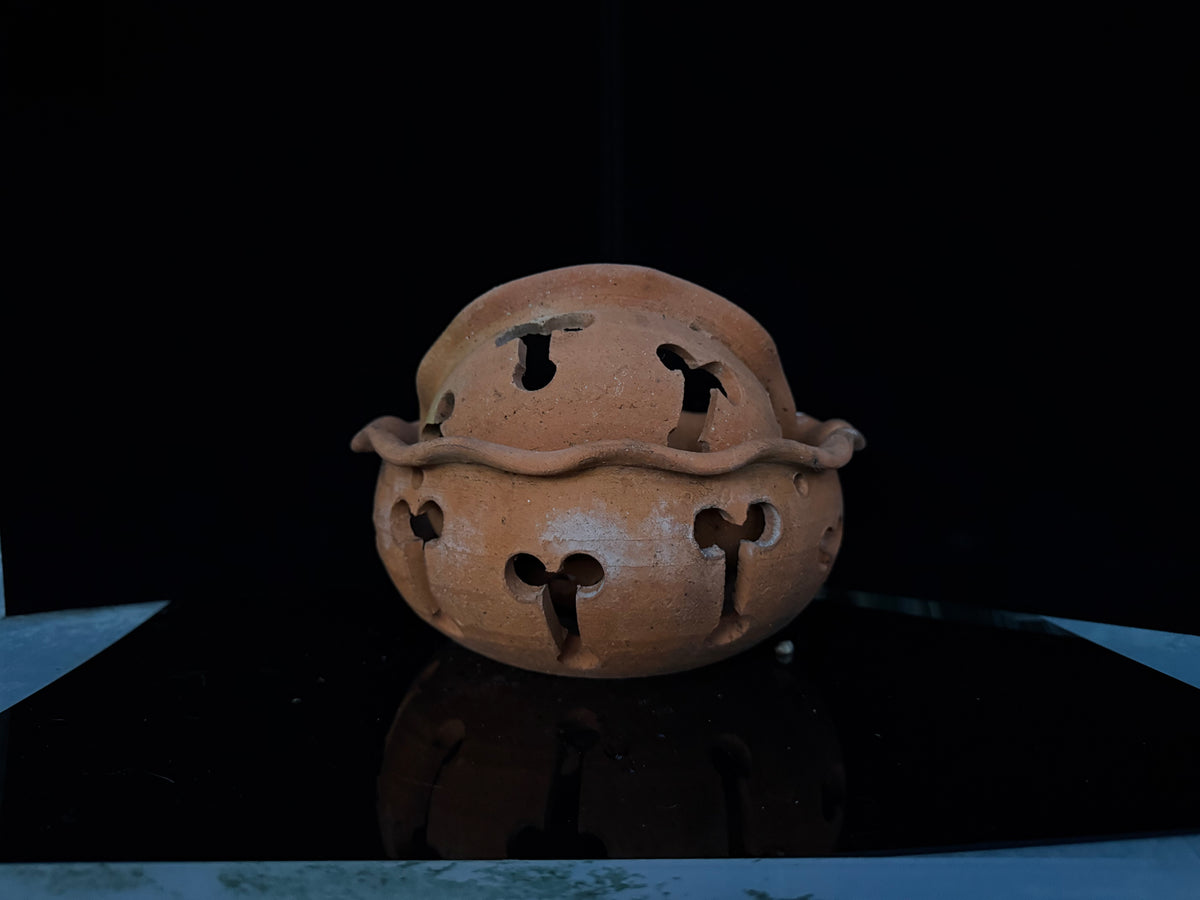 Pecker Pots- Various Styles and Sizes